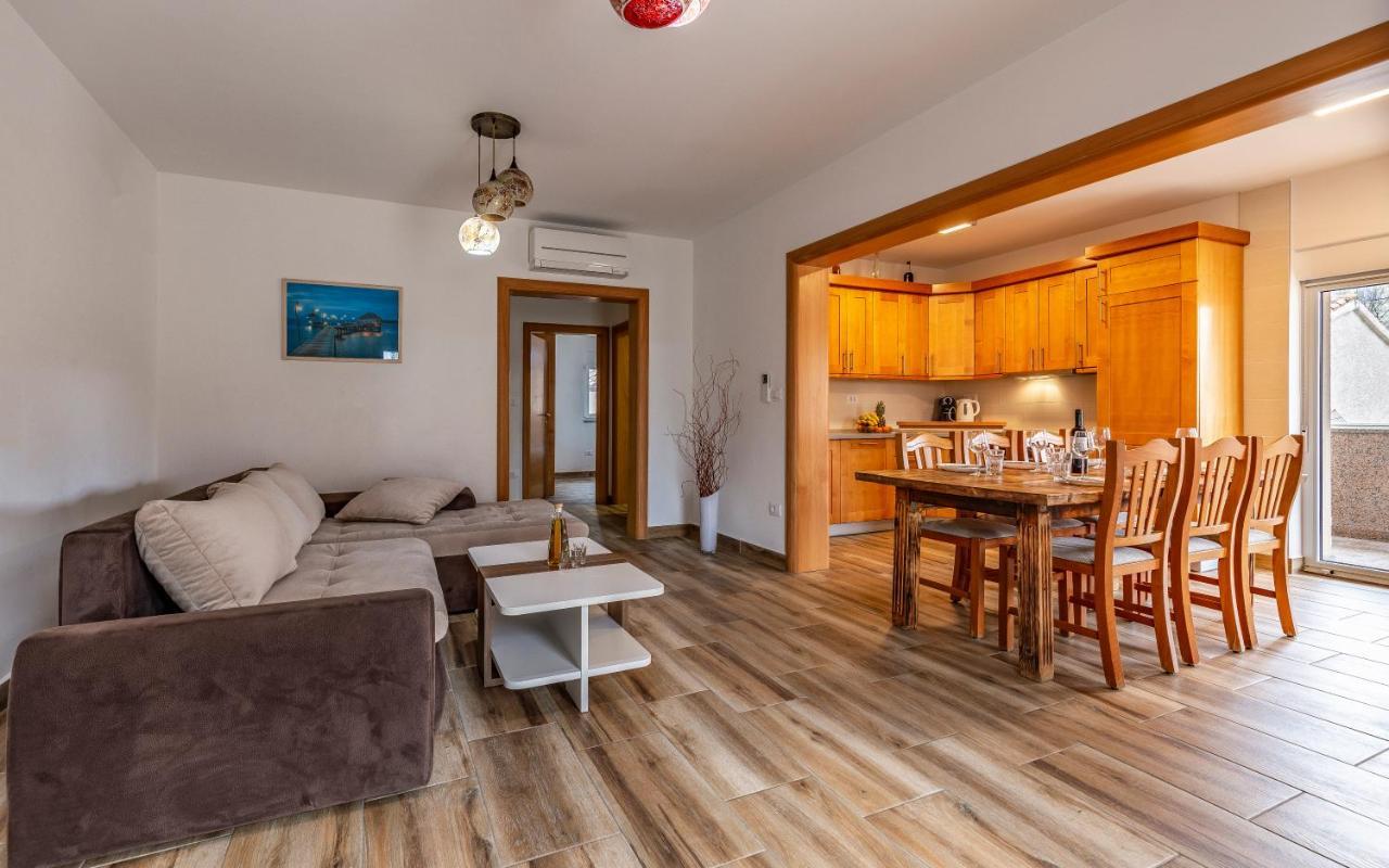 Medulinka Apartments Екстер'єр фото